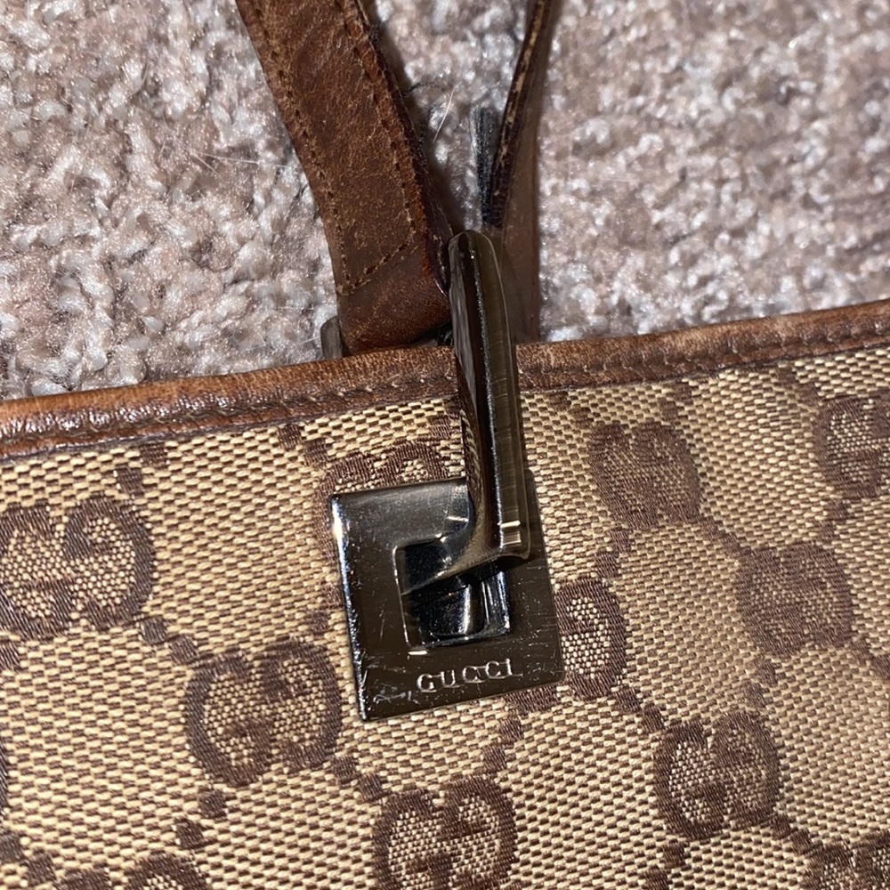 💗 Authentic GUCCI purse - Picture 3 of 9